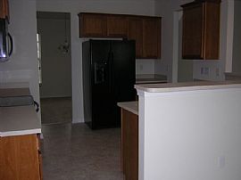 Spacious 5 Bedroom House in Great Neighborhood and Schools in Davidson, NC (Photo 4 of 10)