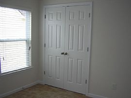 Spacious 5 Bedroom House in Great Neighborhood and Schools in Davidson, NC (Photo 8 of 10)