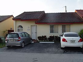 Remodeled 3 Br, 2 Ba Townhome - Spacious Backyard - $1575 in Miami, FL