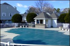 Beautiful 2 Master Bedroom Condo with Fenced in Patio in Chesapeake, VA (Photo 2 of 2)