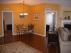 Gorgeous 2 BR, 2 BA Condo with Hardwood Floors ! in Mason, MI