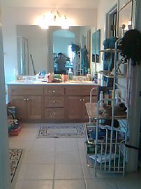 Nice 4 BR, 2 BA Single Family Home in Quiet Neighborhood in Turlock, CA (Photo 8 of 12)