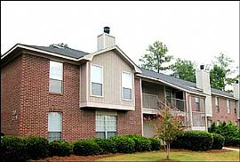 Beautiful 1 and 2 Bedroom Apartments in North Columbus in Columbus, GA