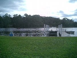 Charming Red Brick 2 Bedroom Waterfront House in Jacksonville, FL (Photo 6 of 7)