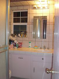 Beautiful and Huge 5 BR, 4 BA House with 2000 Sq. Ft. in Panorama City, CA (Photo 7 of 10)