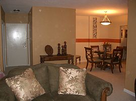 Luxury 2 Bedroom Ocean Front Condo with View in Hollywood, FL (Photo 6 of 8)