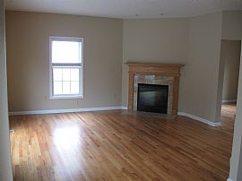 Pristine 4 Bedroom Brick Front Colonial House - Meadwoods in Merrimack, NH (Photo 6 of 12)