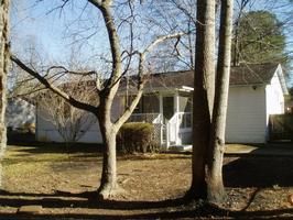 A Must See, Beautiful 4 Bedroom House - Freshly Painted  in Powder Springs, GA (Photo 12 of 12)