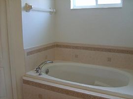 Beautiful 3 BR, 2 BA Lakefront Home in Upscale Community  in Orlando, FL (Photo 7 of 12)