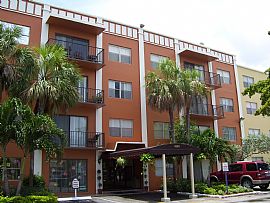 Just $87.50 Moves You in Today..Hurry Offer Ends Soon!! in Lauderdale Lakes, FL