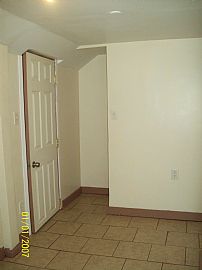 Well Maintained 2 Bedroom Apartment Near Northwest Side in Chicago, IL (Photo 3 of 5)