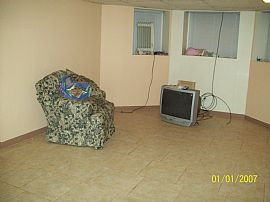 Well Maintained 2 Bedroom Apartment Near Northwest Side in Chicago, IL (Photo 5 of 5)