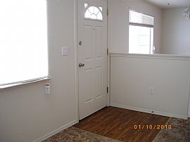 Nice and Beautiful 3 Br, 2 Ba Home in Quiet Neighborhood in Dayton, NV (Photo 4 of 6)