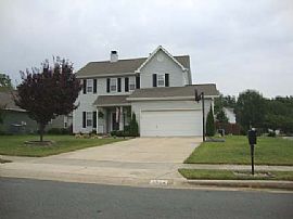 Immaculate 3 Bedroom House - Fenced Backyard and Two Car Garage in Charlotte, NC