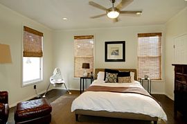 Historic 2 Bedroom Row Home with Real Hardwood Floors in Kansas City, MO (Photo 8 of 10)