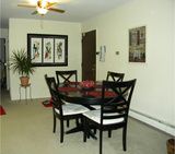 1 Bedroom Apartment - 5 min to River Walk, Shopping, Restaurants in Naperville, IL (Photo 4 of 4)