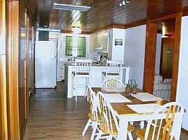 Pets-Cozy 4 BR, 2 BA Cottage Vacation Rental in North Myrtle Beach, SC (Photo 4 of 10)