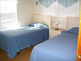 Pets-Cozy 4 BR, 2 BA Cottage Vacation Rental in North Myrtle Beach, SC (Photo 7 of 10)
