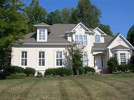 Nice 4 Bedroom Executive Rental in Lake Jeanette in Greensboro, NC