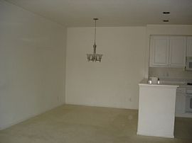 Beautiful 2 Bedroom Saber Hill Drive Condo -  $1495.00 in San Diego, CA (Photo 6 of 9)