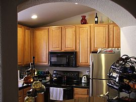 $1075 / 2 BR, 2 BA Like New Condo - 3 Weeks of January Only $500 in Littleton, CO (Photo 3 of 7)