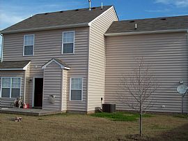 Newly Built 2-story, 4 Bedroom Home with Updated Appliances in Portsmouth, VA (Photo 8 of 12)