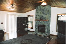 Large, Beautiful 5 Bedroom Home with Lots of Potential  in Franklin, NC (Photo 5 of 6)