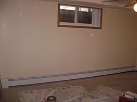 Huge 2 BR, 1 BA Basement Apartment with Natural Lighting in Lake Grove, NY (Photo 3 of 6)