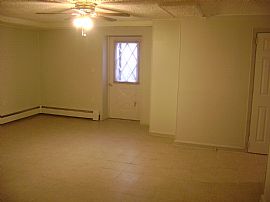 Huge 2 BR, 1 BA Basement Apartment with Natural Lighting in Lake Grove, NY (Photo 5 of 6)