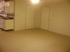 Huge 2 BR, 1 BA Basement Apartment with Natural Lighting in Lake Grove, NY (Photo 6 of 6)