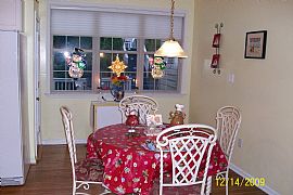 Designer 3 Bedroom Home Near University of Delaware in Newark, DE (Photo 3 of 11)