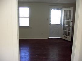 Excellent 4 Bedroom Home - Bad Credit: No Problem in Highland Park, PA (Photo 4 of 5)