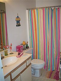 Spacious 1 Bedroom in a 2 BR, 2.5 BA Townhouse - FREE RENT! in Athens, GA (Photo 4 of 4)