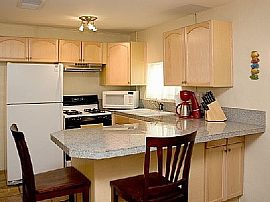 Nice 2 Bedroom Beauty in Phoenix with Special offers! in Phoenix, AZ (Photo 3 of 10)