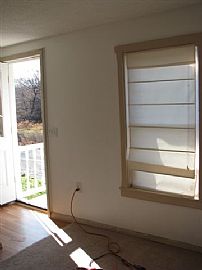 Renovated 2 Bedroom Apartment Available 01/15 - Fully Applianced in Warren, MA