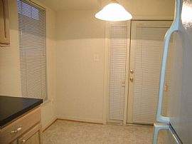 Clean 2 Bedroom Condo Ready to Rent - Close to Metro in Silver Spring, MD (Photo 5 of 6)