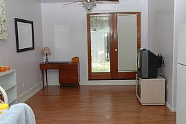 Lovely 1 Bedroom Cottage Home in La Mesa  in La Mesa, CA