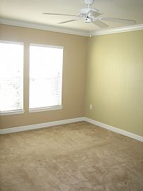 Immaculate and Bright 2 BR, 1 BA Condo - 1126 Sq. Ft. in Tampa, FL (Photo 2 of 4)