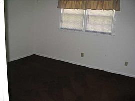 Bright, open,  ranch home in great area! in Lawrenceville, GA (Photo 2 of 6)