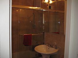 1 Bedroom Condo in High Rise Building with Doorman  in Jersey City, NJ (Photo 5 of 6)