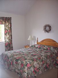 Furnished 2 BR, 2 BA Condo - 1 Mile From Beach in Surfside Beach, SC (Photo 4 of 6)