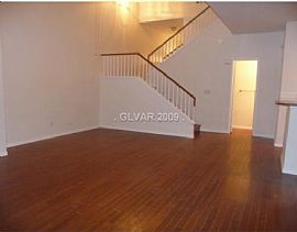 Remodeled 3 Bedroom Townhome in Gated Community in Las Vegas, NV (Photo 2 of 12)