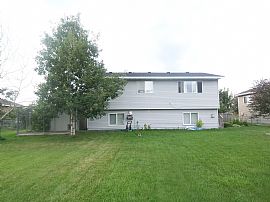 Excellent 4 BR, 1.5 BA Home - Shed with Dog Kennel Attached   in Monticello, MN (Photo 7 of 8)