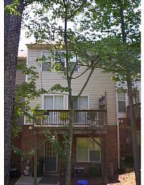 Beautiful 2 BR, 2.5 BA Townhome in Pinecrest in Raleigh, NC (Photo 3 of 9)