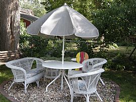 Lovely 3 Bedroom Longfellow House with Hardwood Floors in Minneapolis, MN (Photo 5 of 5)