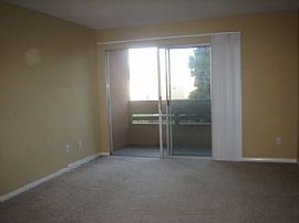 Nicely Upgraded 1 Bedroom Apartment - Available Now in San Diego, CA (Photo 6 of 9)