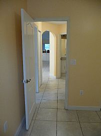 Large 3 BR, 2 BA Lakefront House with Garage in Miami, FL (Photo 7 of 12)