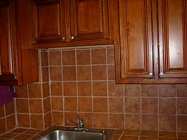 Charming 3 Bedroom Townhome - Ready and Waiting in Washington, DC (Photo 6 of 7)