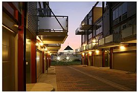 Massive 4 Bedroom Home Near Universal Studios in Los Angeles, CA (Photo 3 of 12)