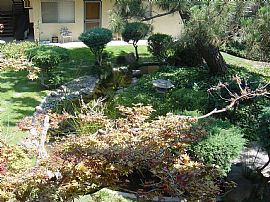 Sophisticated 1 BR, 1 BA Apartment Near Vic's Ice Cream in Sacramento, CA (Photo 3 of 3)